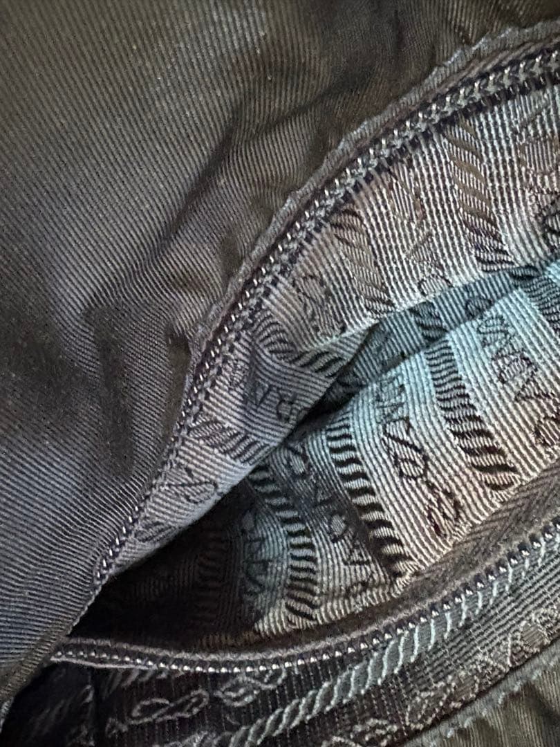 プラダチェーンバッグ　ナイロン　ヴィンテージ