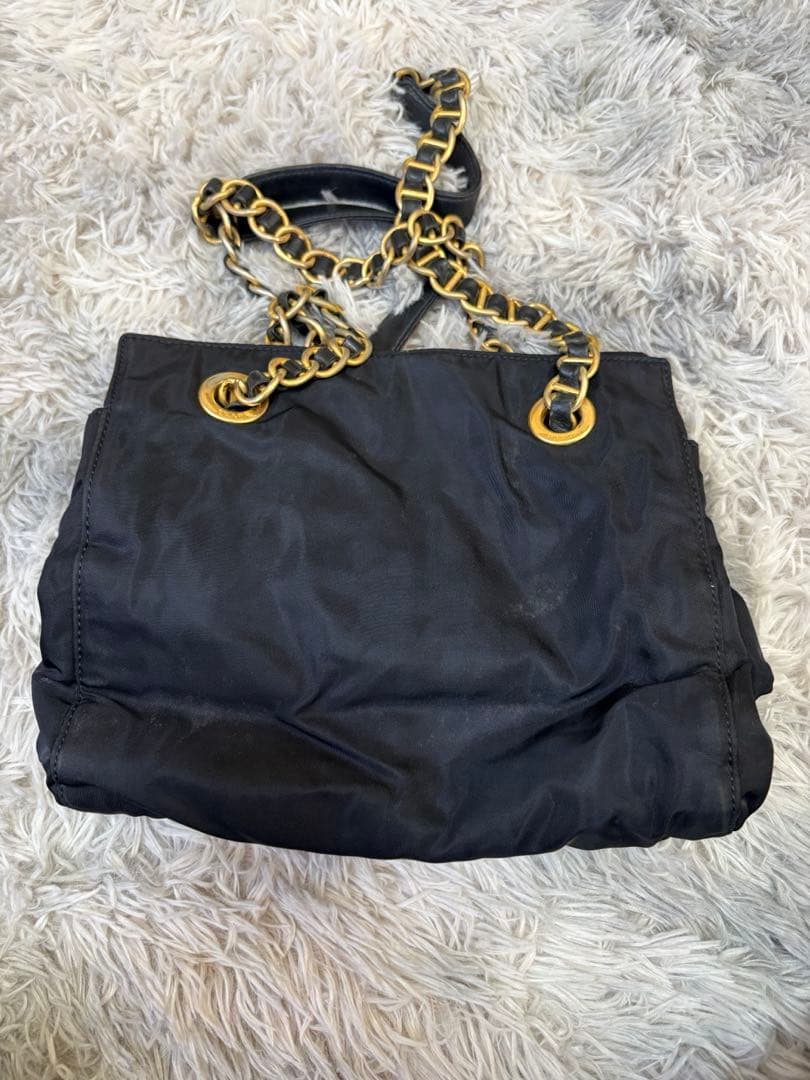 プラダチェーンバッグ　ナイロン　ヴィンテージ