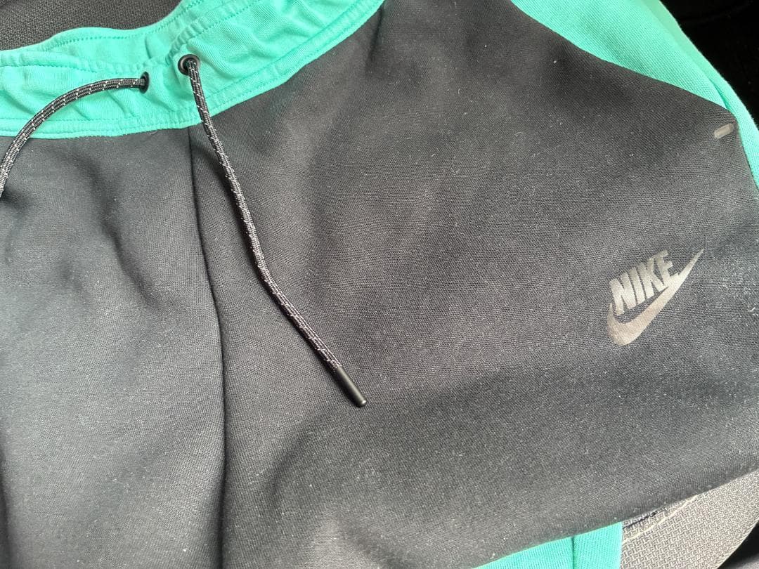 美品 central cee着用 NIKE テックフリース セットアップM