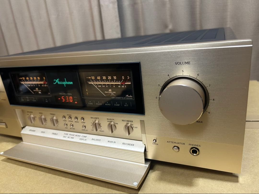 Accuphase E-380 アキュフェーズ