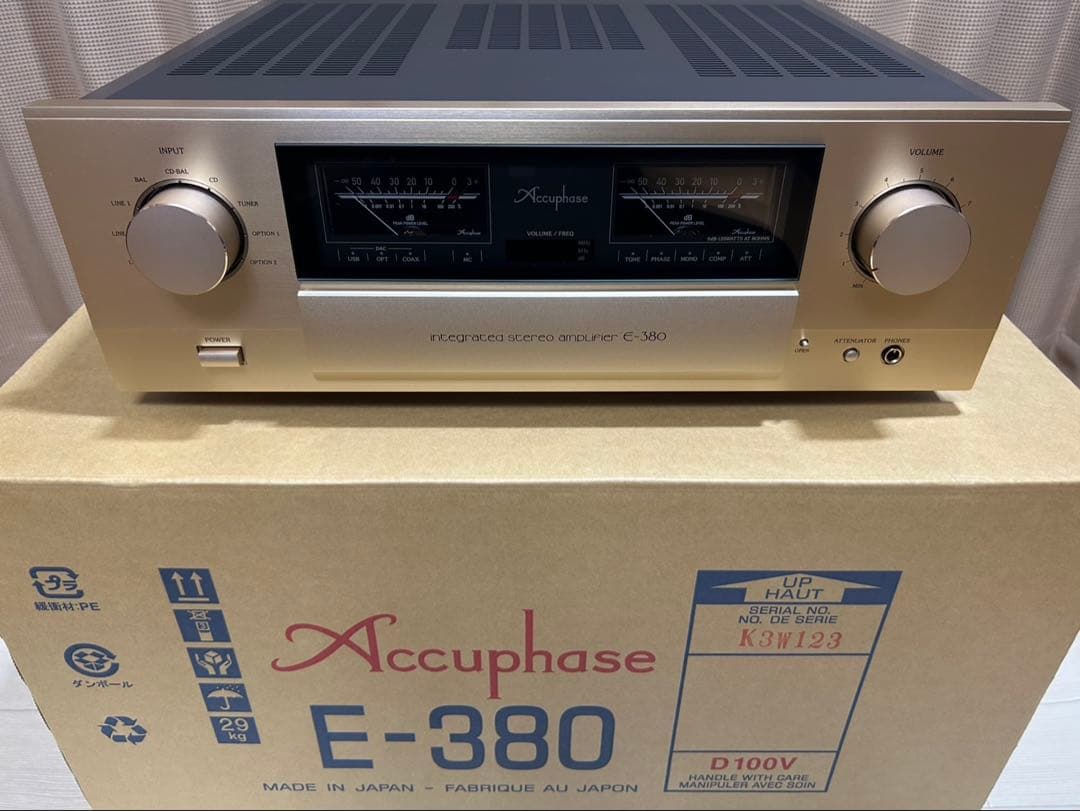 Accuphase E-380 アキュフェーズ