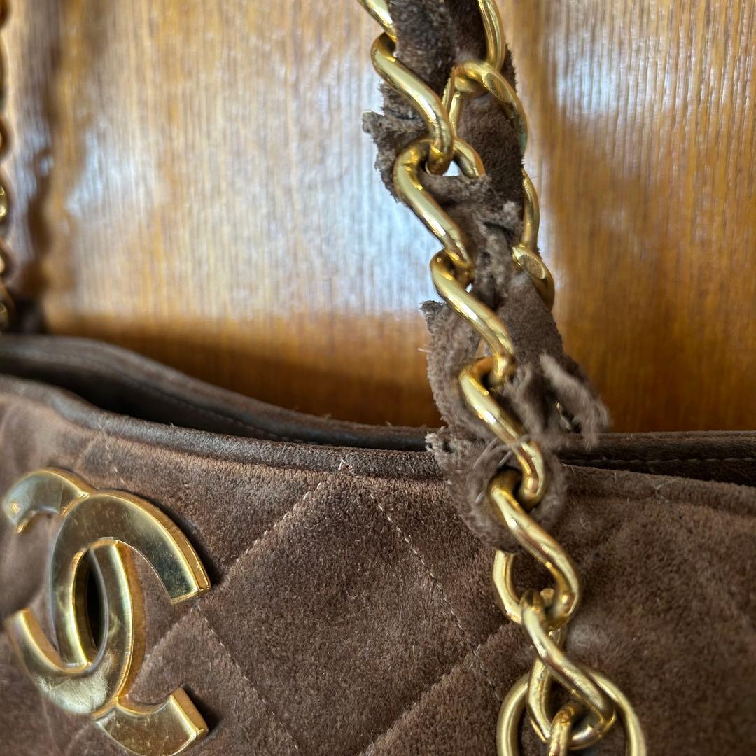 Chanel キルティングショルダーバッグ ブラウン