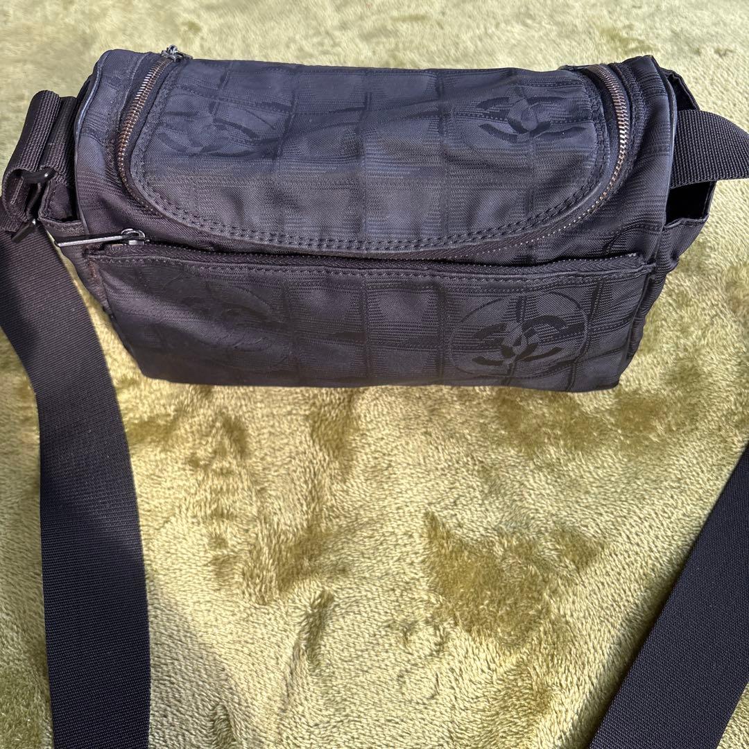 ぶぅちゃんCHANEL ブラック ショルダーバッグ