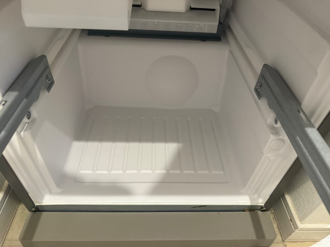 HITACHI 冷蔵庫 R-V32KVL(N) 2019年製