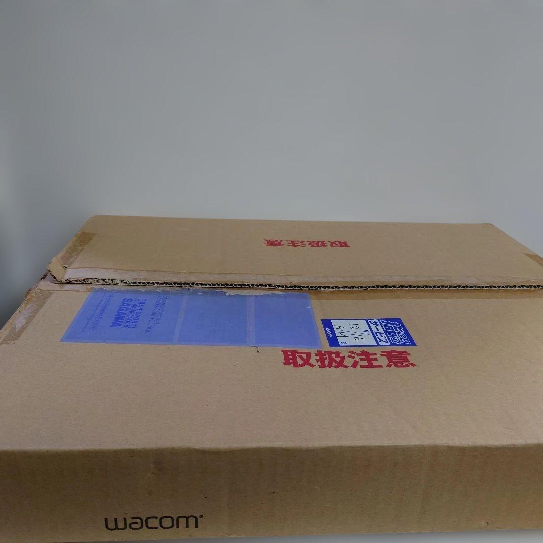 ワコム ペンタブ intuos Pro PTH-851/K1