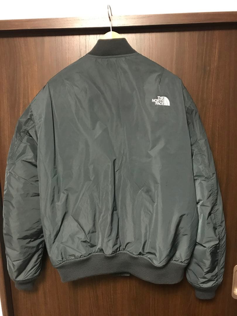 <THE NORTH FACE>インサレーション ボンバージャケット グレー
