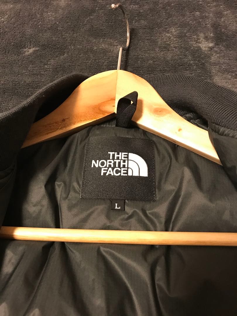<THE NORTH FACE>インサレーション ボンバージャケット グレー