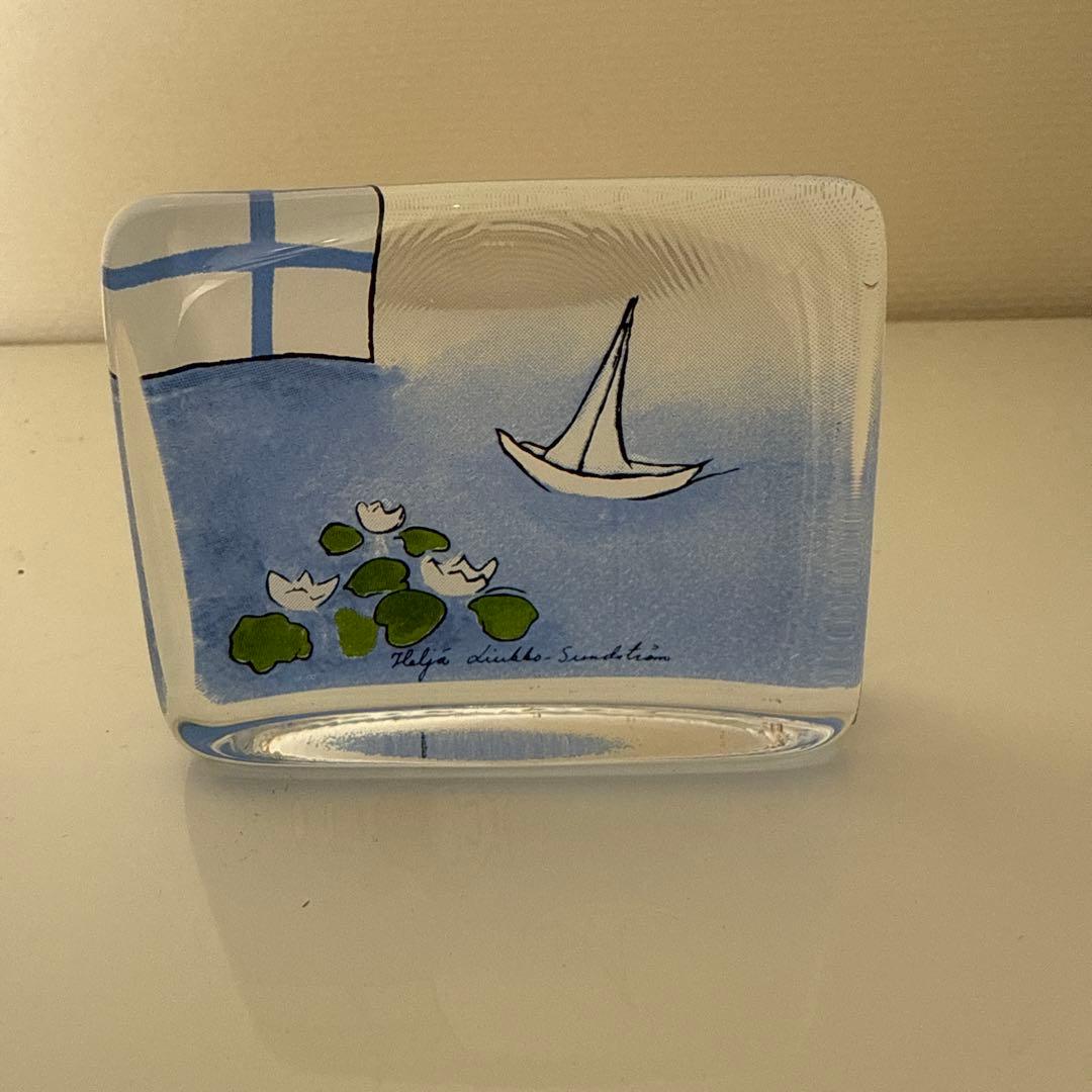 イッタラ　iittaIa フィンランドの夏　ガラスカード　ペーパーウェイト置物