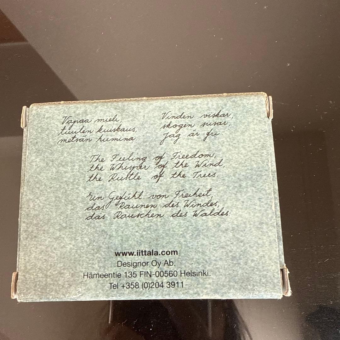 イッタラ　iittaIa フィンランドの夏　ガラスカード　ペーパーウェイト置物