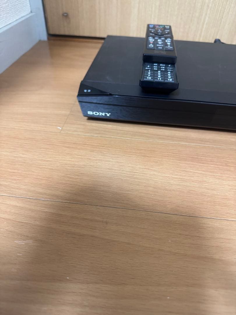 SONY ソニー　ブルーレイレコーダー　BDZ-EW1100 2番組同時録画