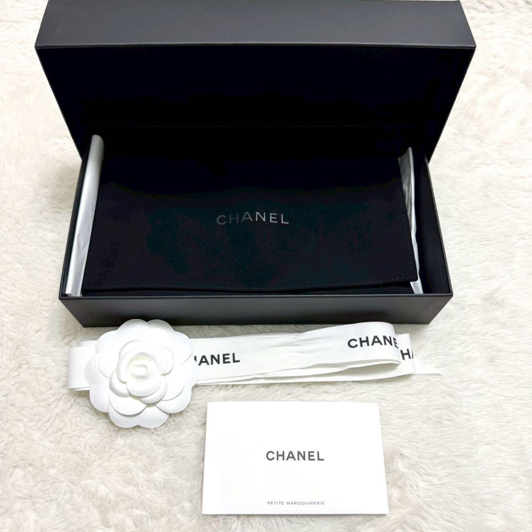 美品✨ シャネル iPhone 14Pro チェーンショルダー スマホケース