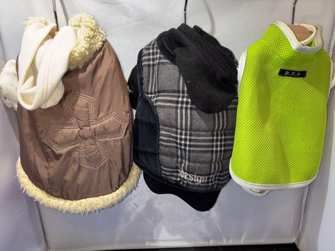 design f デザインエフ 犬服 6点セット　ベスト・パーカー・Tシャツ