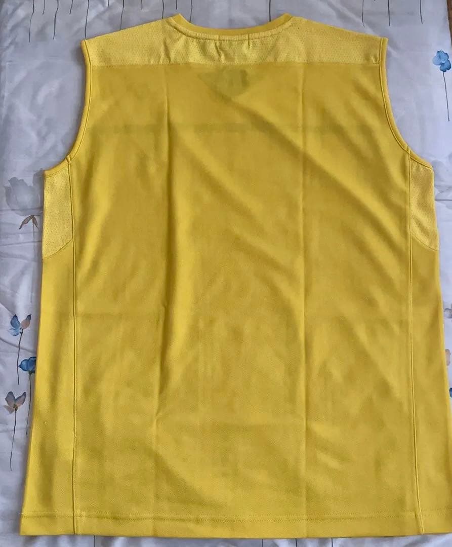 トナミ運輸　バドミントンユニフォーム