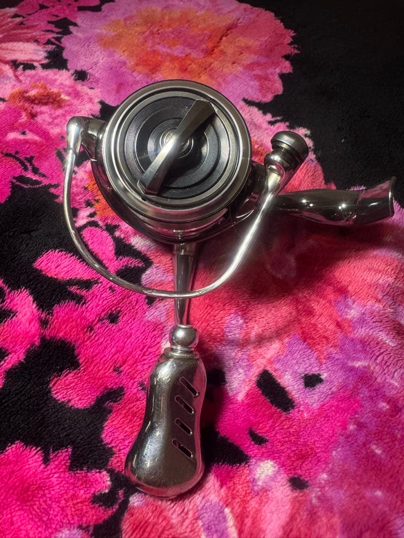 （期間限定お値下げ）ダイワ 22イグジスト LT2500S リブレFino+付き