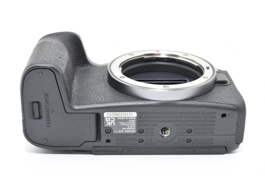 キャノン　Canon EOS R8 ボディ