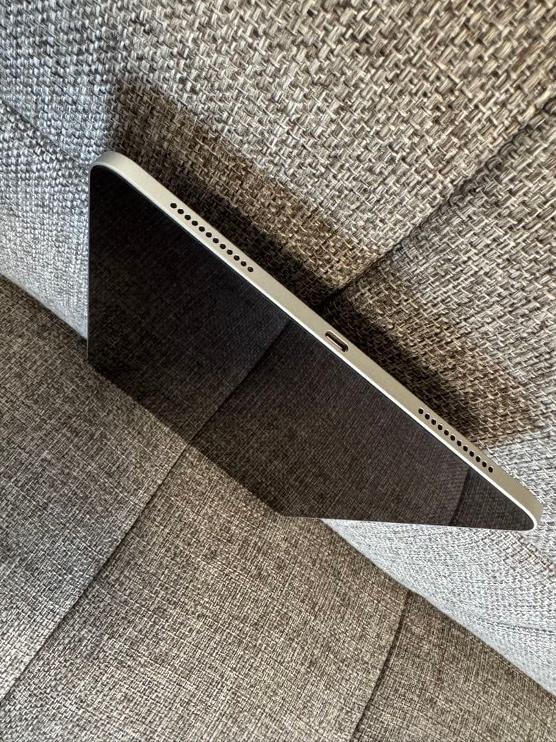 iPad Air 10.9インチ 第5世代 Wi-Fi 256GB スターライト