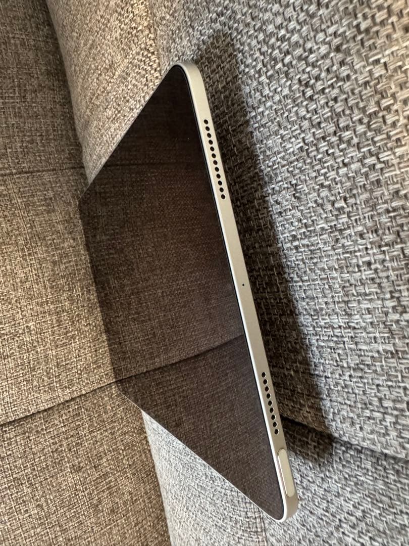 iPad Air 10.9インチ 第5世代 Wi-Fi 256GB スターライト