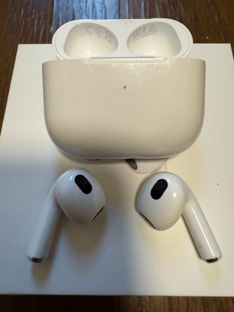 【正規品】AirPods3本体 ホワイト