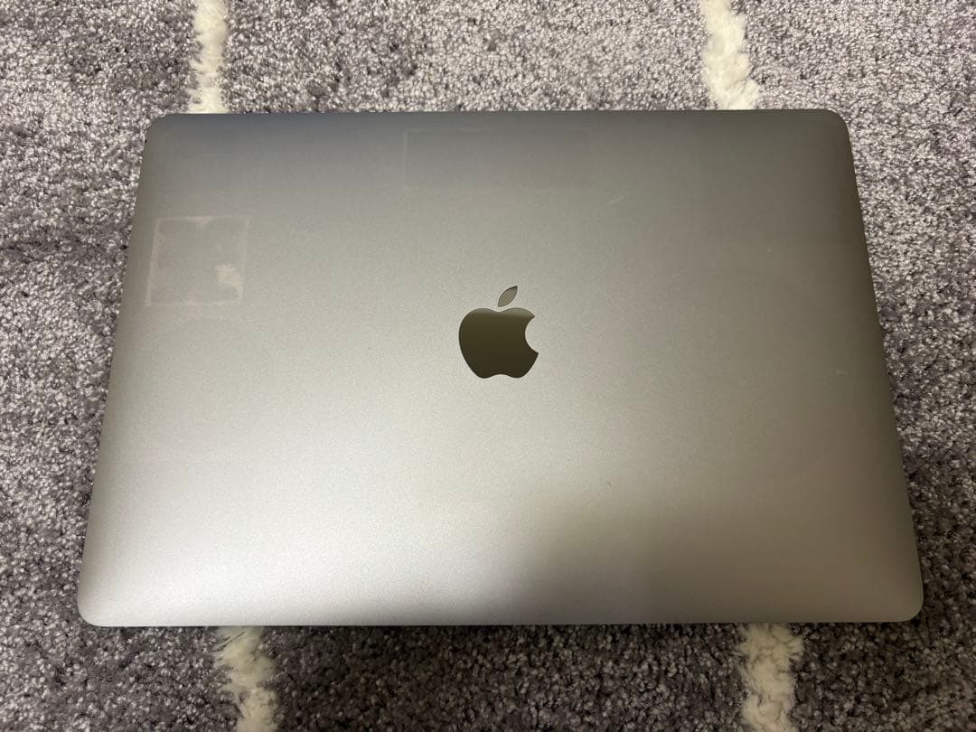 MacBook Pro 13インチ（2020年モデル）※充電器付き