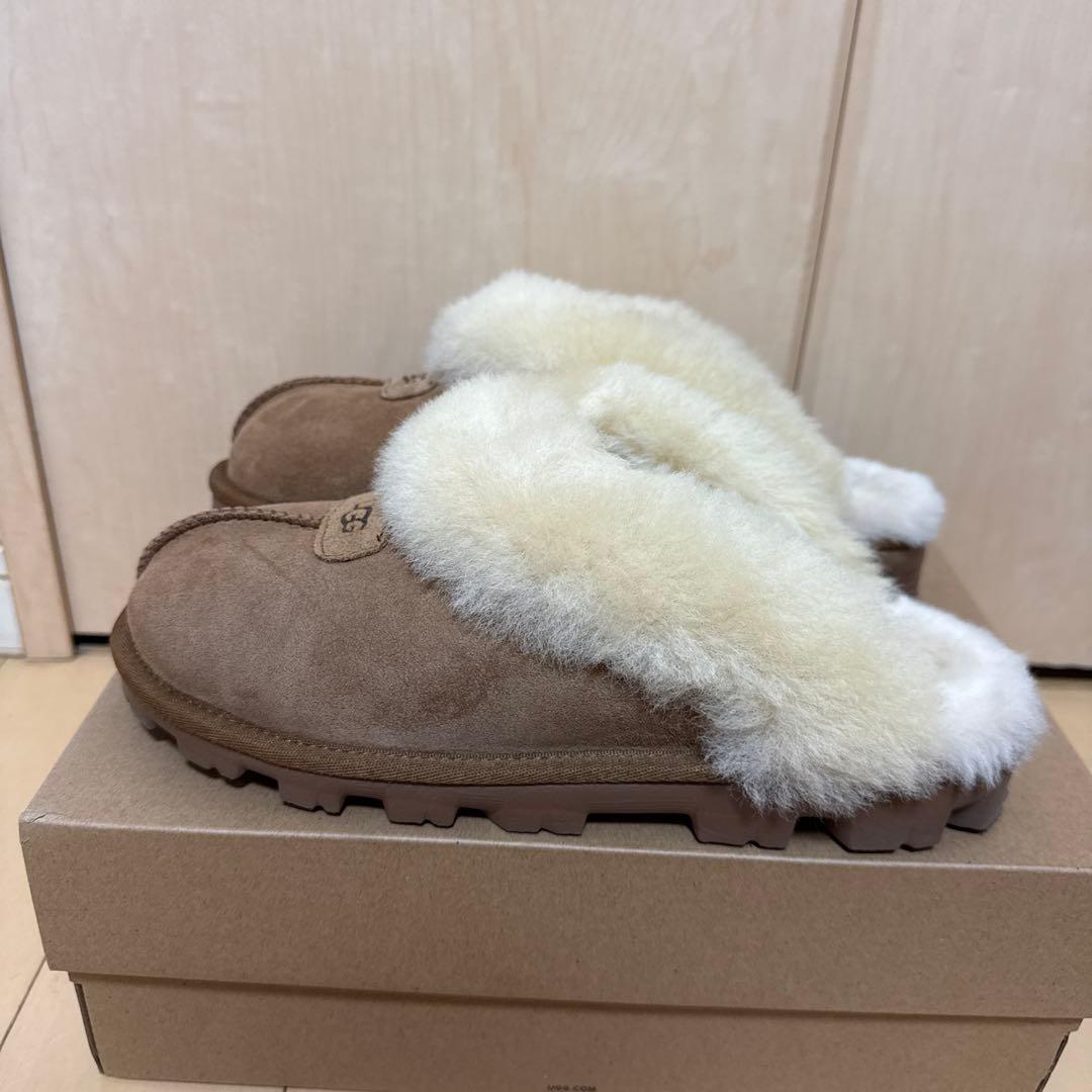 UGG W COQUTTE W5125 サンダル　25cm