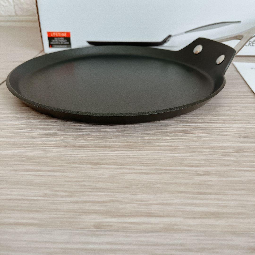 新品未使用　おしゃれルクルーゼ　クレープパン　フライパン　24センチ　レアTNS