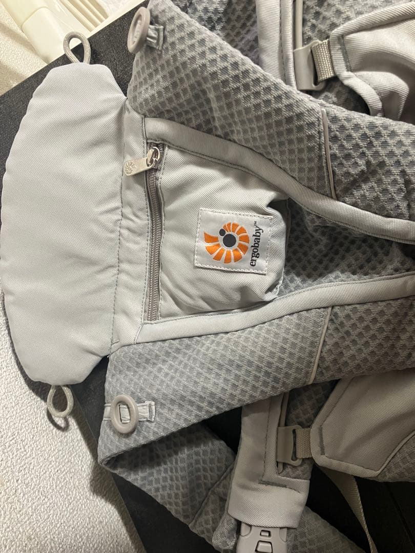 エルゴベビー　オムニブリーズ抱っこおんぶ紐パールグレー