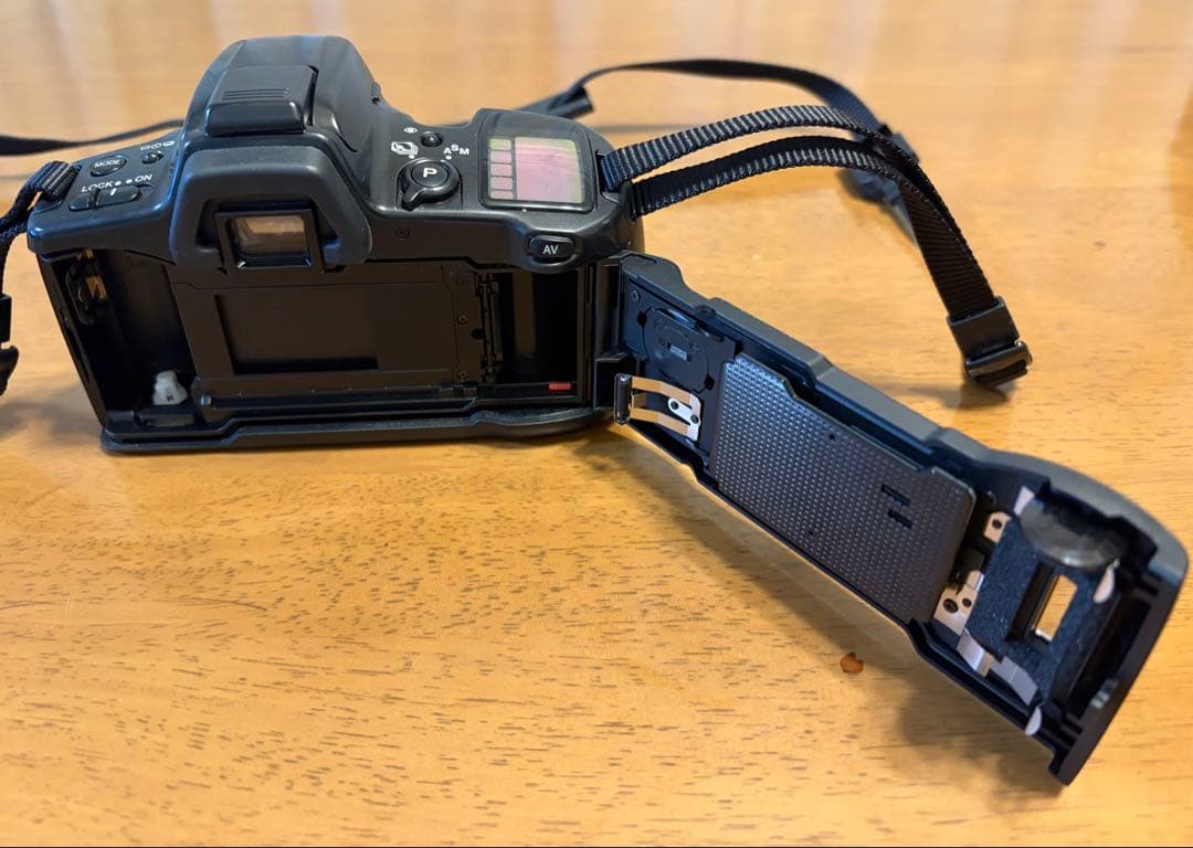 Minolta 一眼レフカメラα-303si Tamronレンズセット