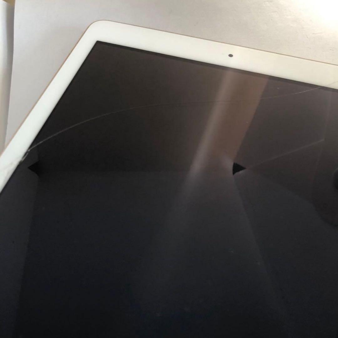 【完動品】iPad 第5世代 128GB 【すぐ発送】