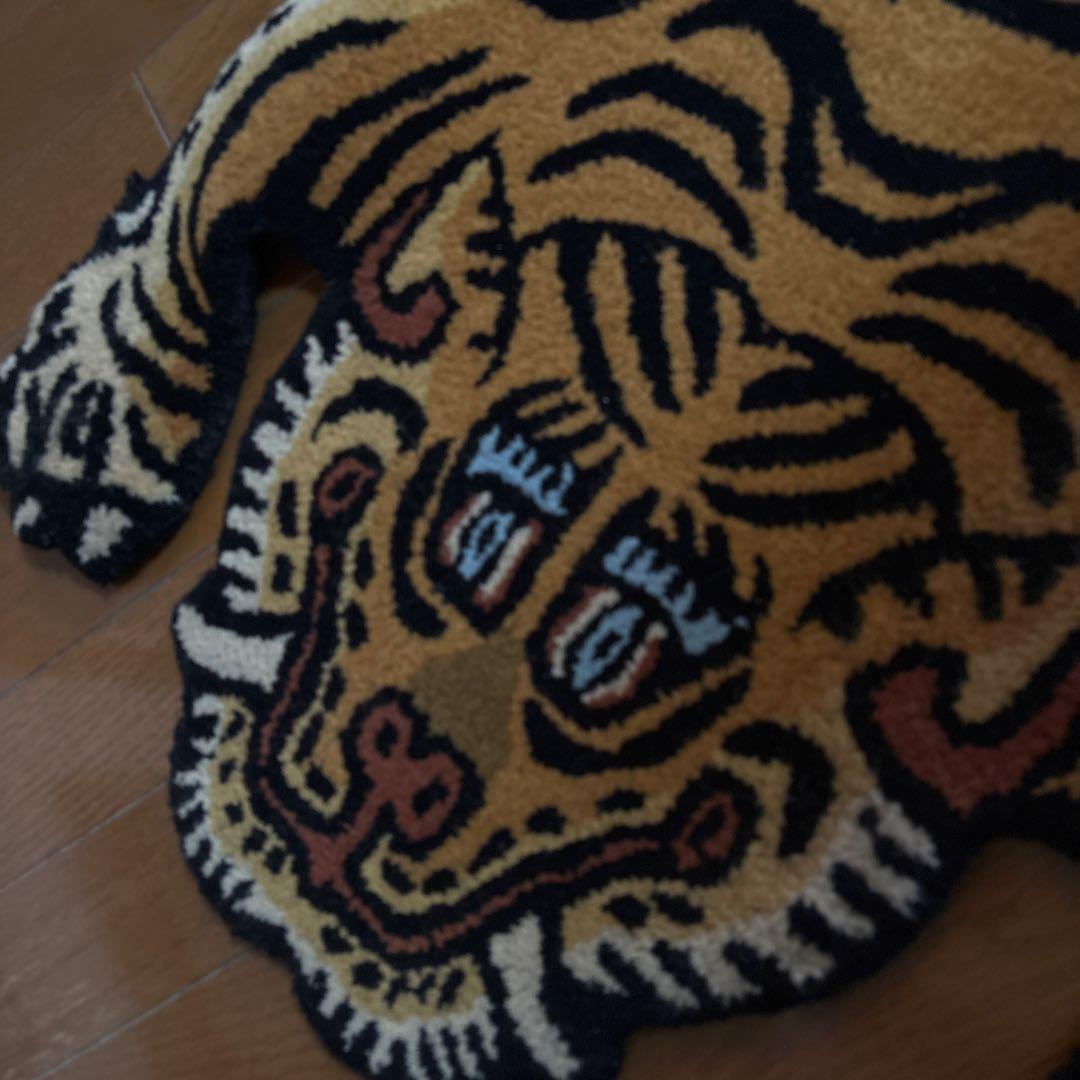 チベタンタイガー　ラグマット