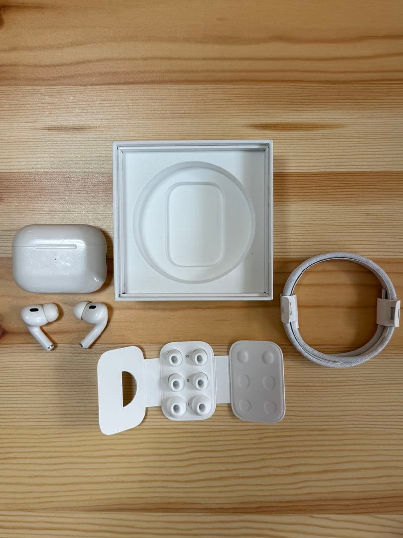 ま*つ様 【美品】Apple正規品 AirPods Pro 2（第2世代） US