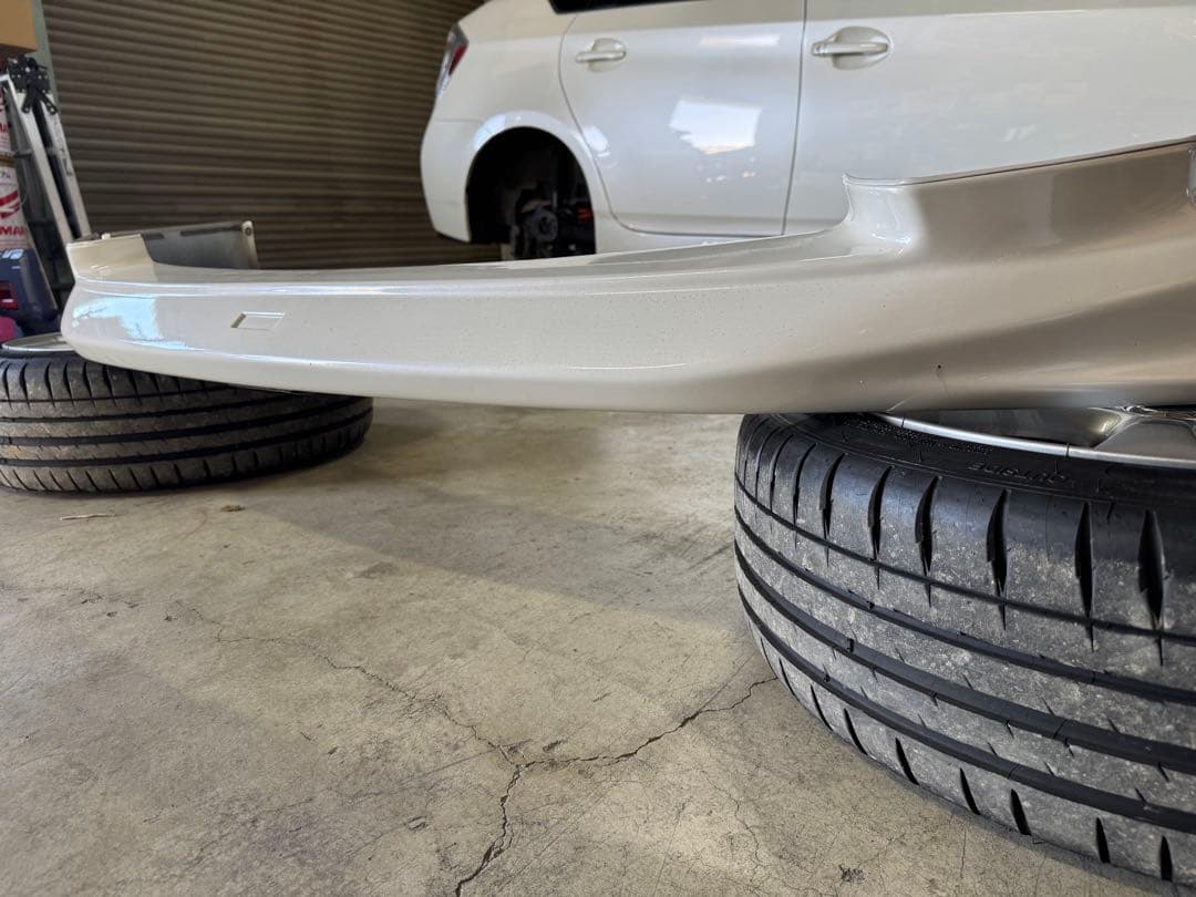 トヨタ 30プリウス前期モデリスタエアロ（フロント）