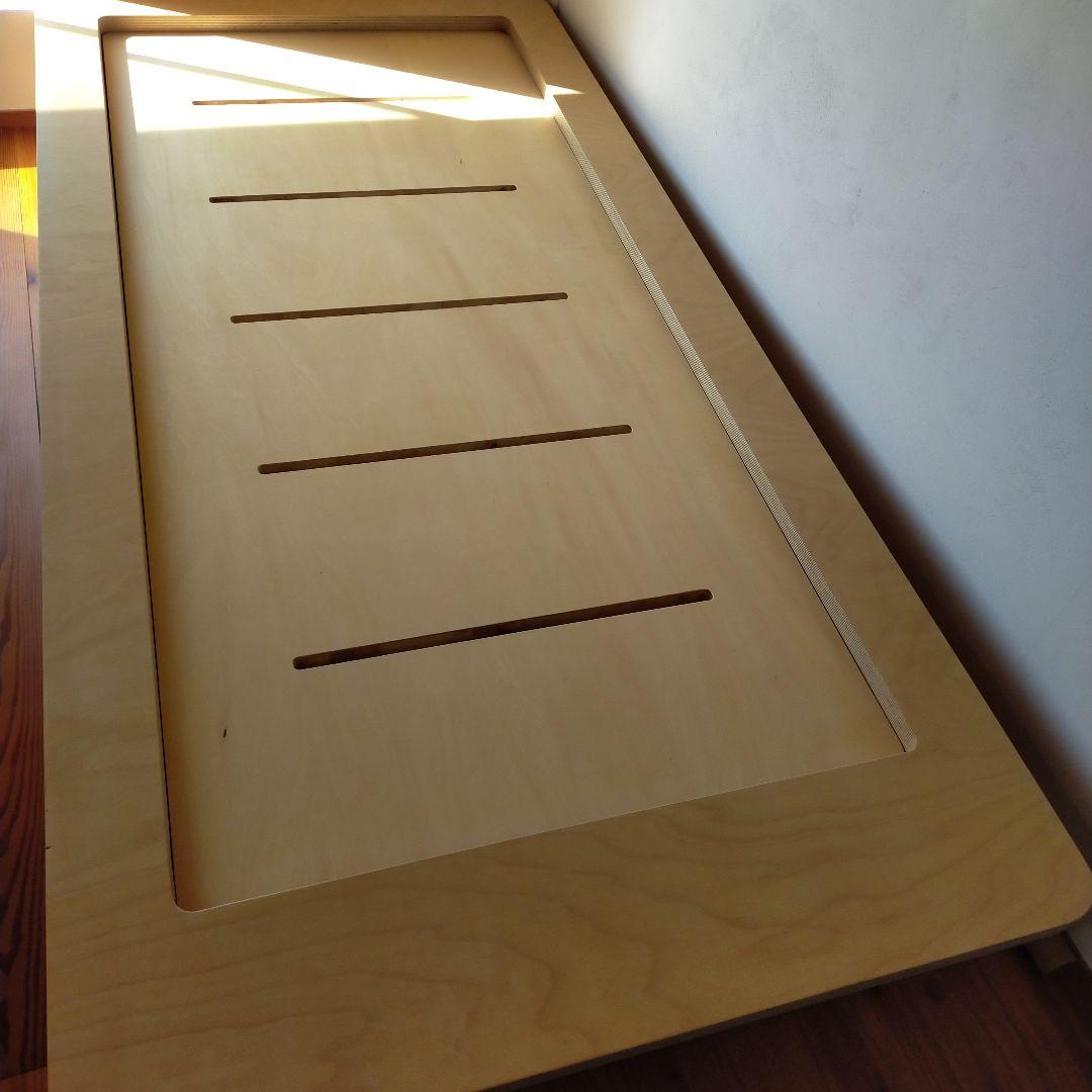 子供用木製ベッド　マットレスつき