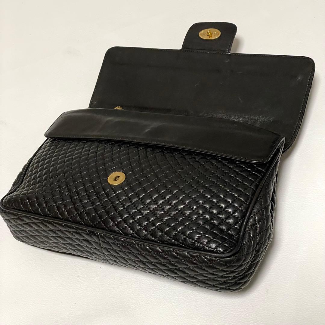 BALLY チェーンショルダーバッグ キルティング ターンロック レザー 黒