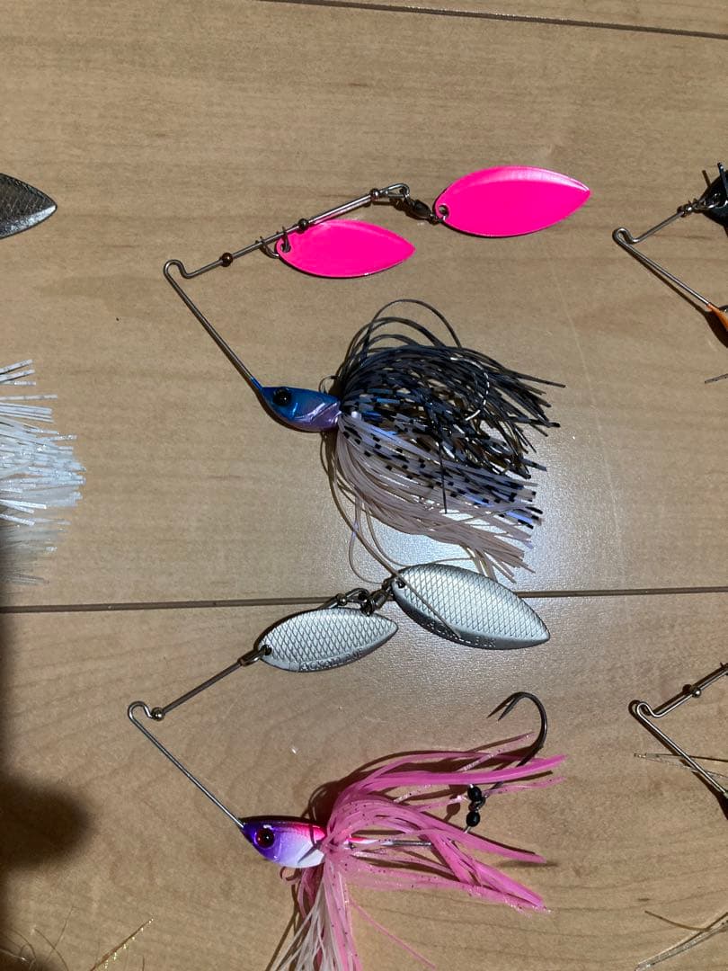 《お買い得大量セット》 スピナーベイト 21個　ジャッカル エバーグリーン