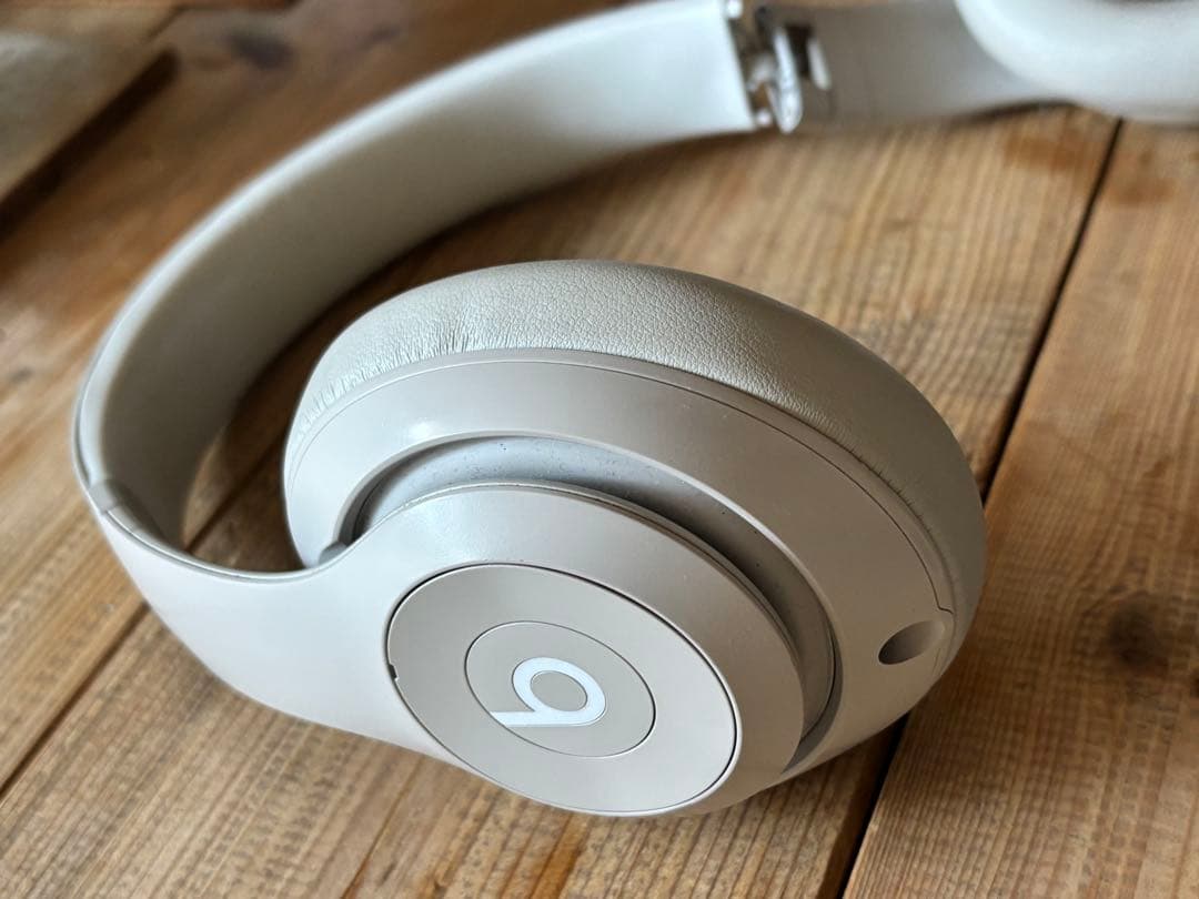 【訳あり】Beats studio pro ワイヤレスヘッドホン サンドストーン