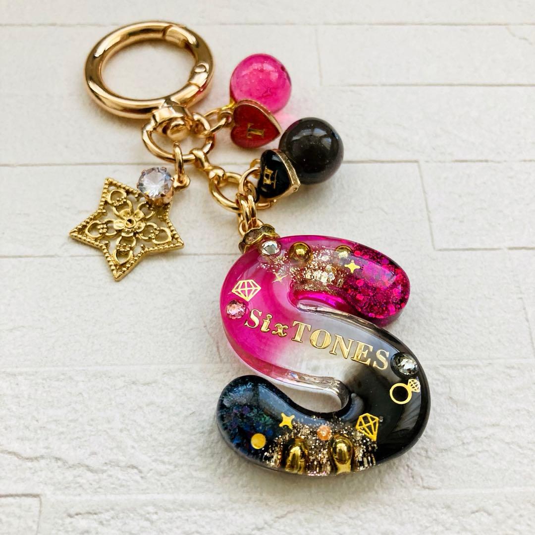 りんりんページ SixTONES名入れキーホルダー／チャーム　10点