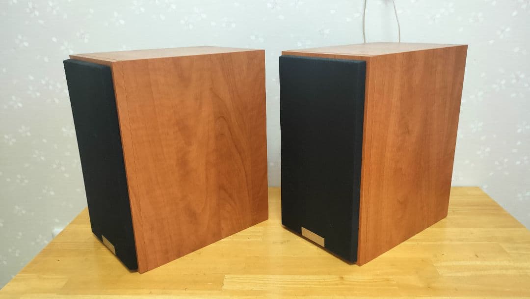 TANNOY MERCURY V1 ブックシェルフスピーカー