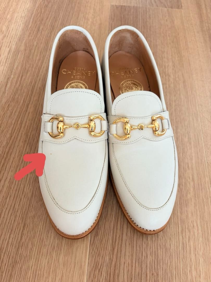 コバキタス　JOSEPH CHEANEY ホワイトローファー