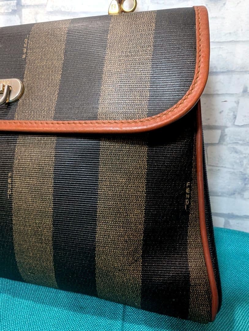 ✨lyn✨♥美品♥フェンディ ハンドバッグ ペカン柄 2way FENDI