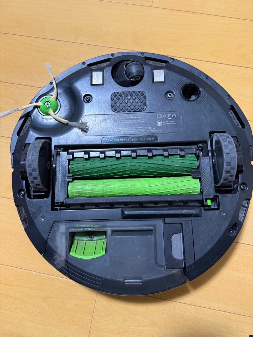 iRobot ルンバ i7+・ブラーバ m6・クリーンベース＋消耗品多数