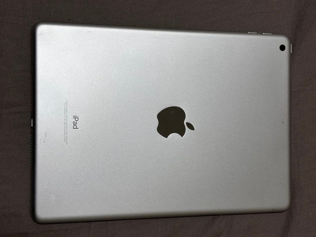 【動作確認済み】iPad第6世代　32GB シルバー