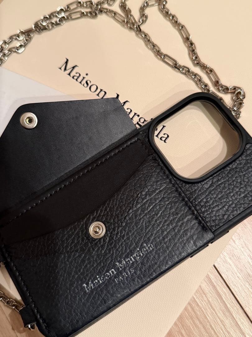 ラストセールMaison Margielaブラック iPhone14Proケース