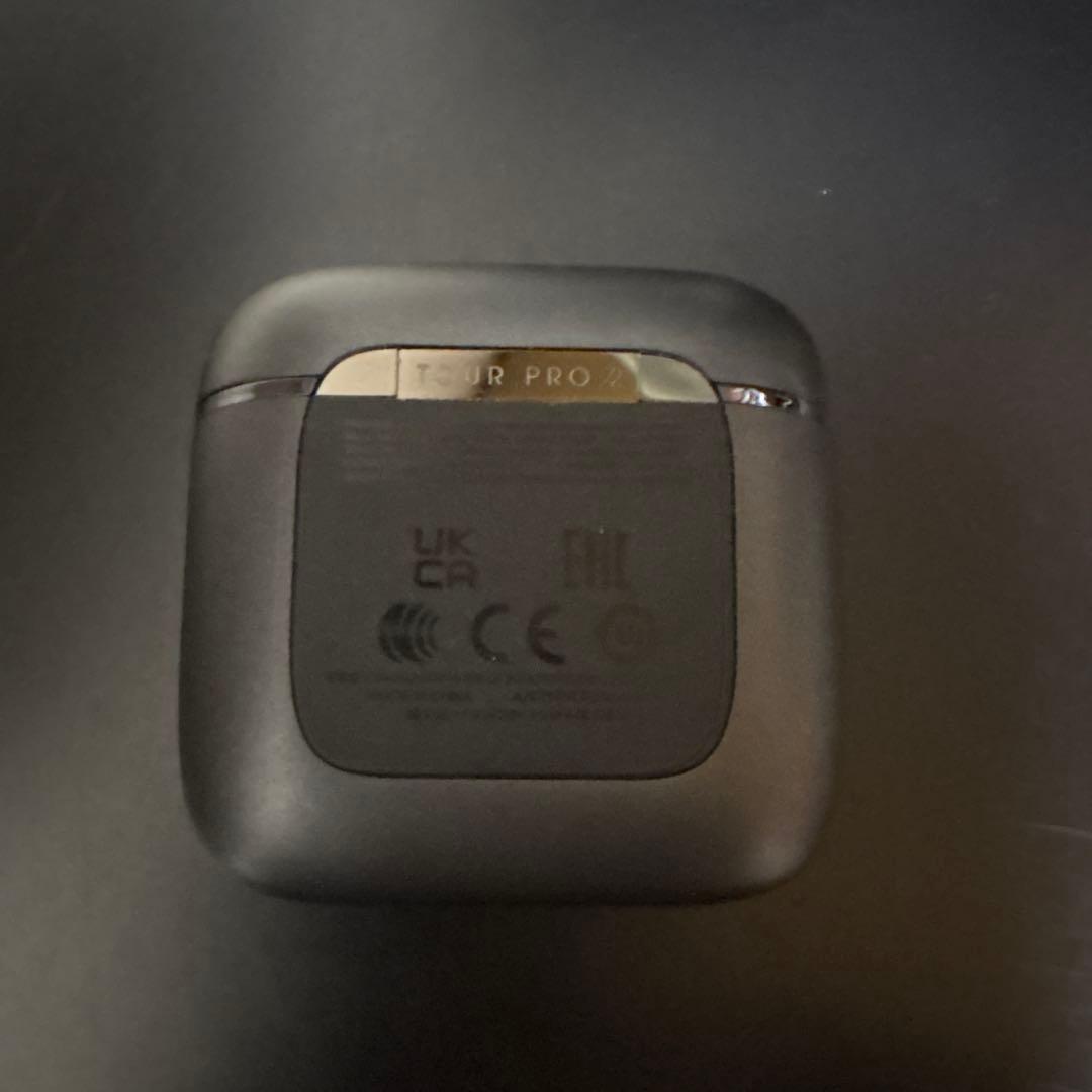 JBL TOUR PRO2 ワイヤレスイヤホン　JBL