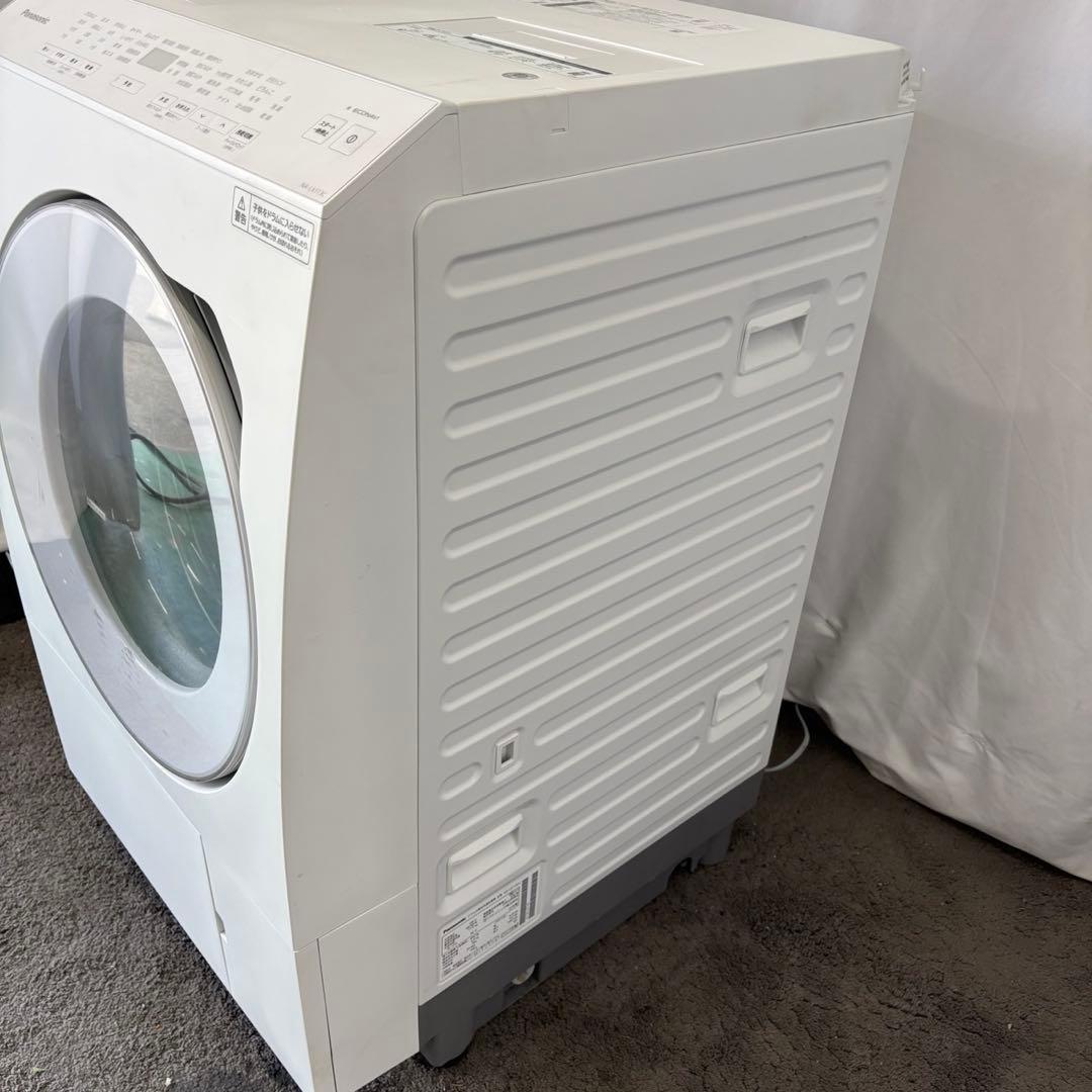 ★810　ドラム式洗濯機　パナソニック　乾燥付き　11キロ　左開き　23年製