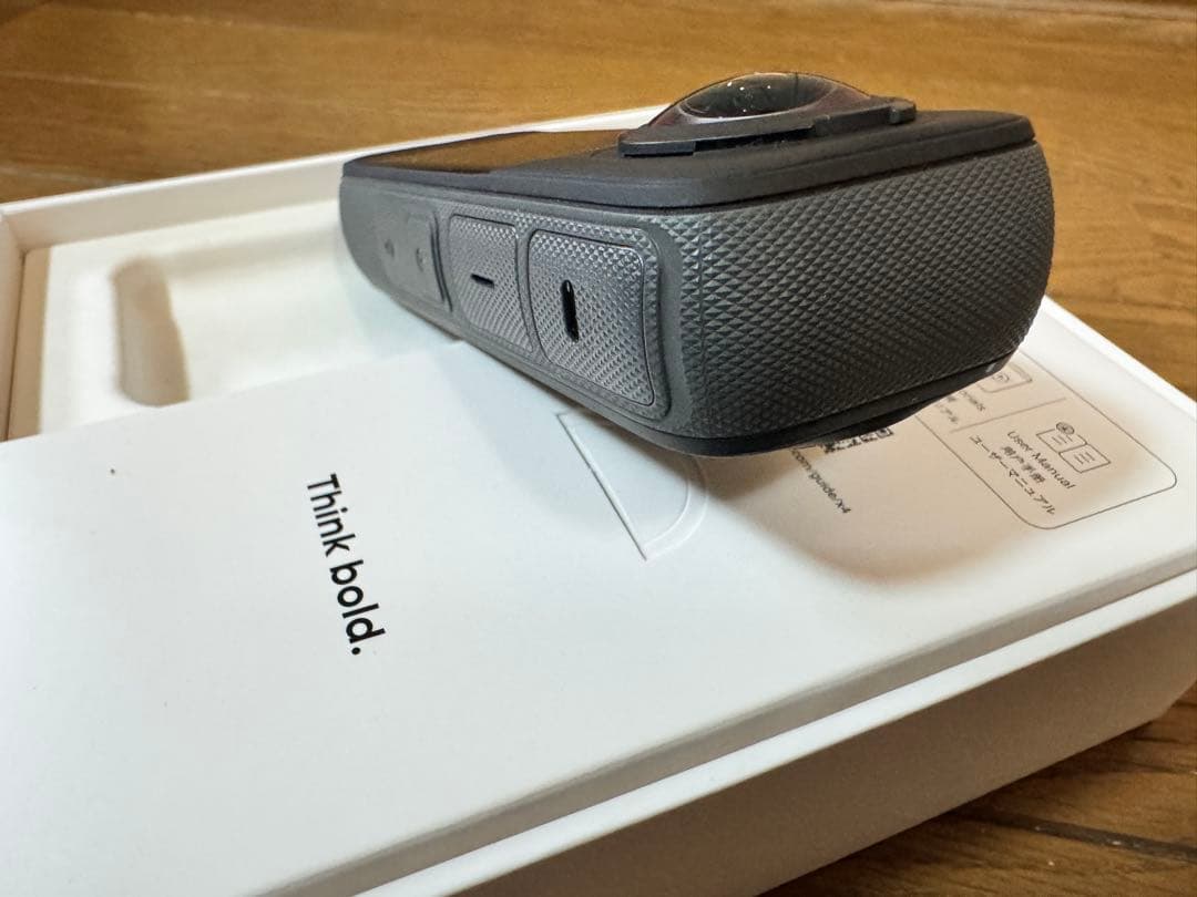 Insta360 X4 本体 予備バッテリー付き