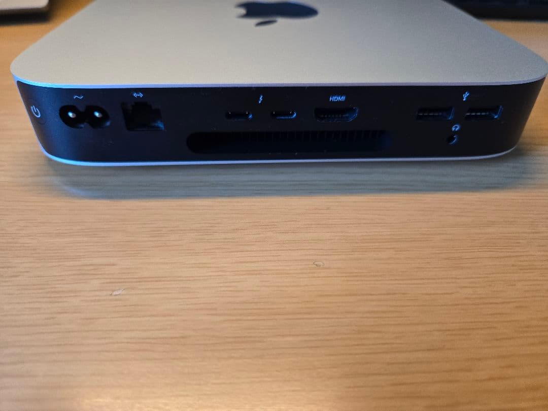 M1 Apple Mac mini(メモリ8gb、ストレージ256gb)