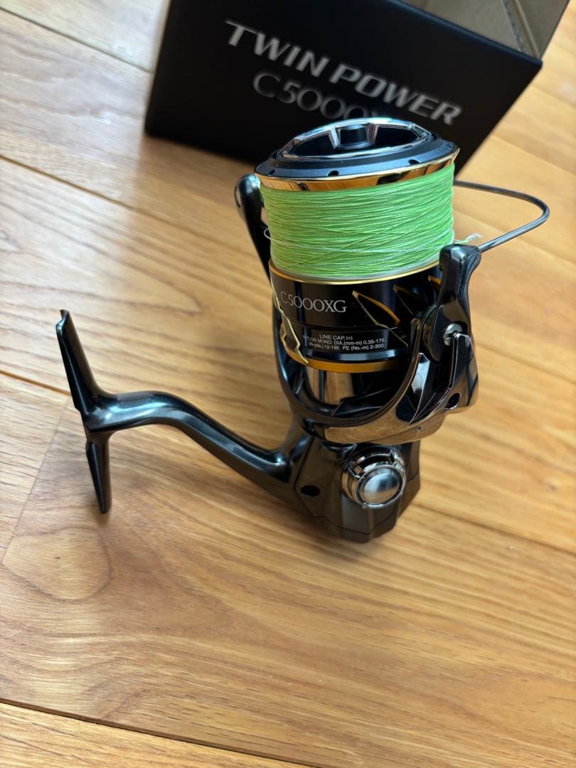 シマノ 20ツインパワー C5000XG 箱、説明書あり