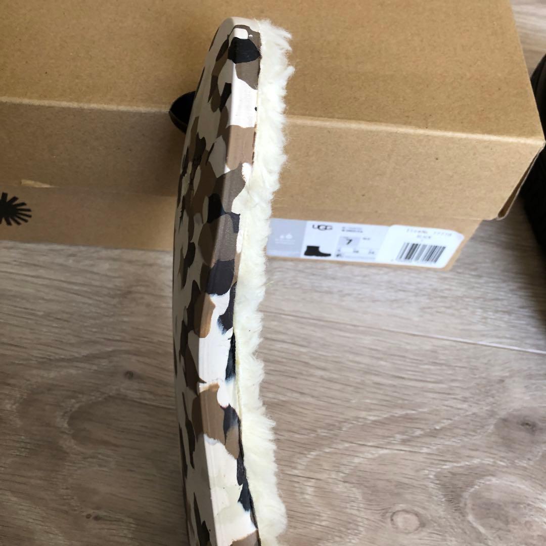 UGG ブーツ　ブラック　24㎝