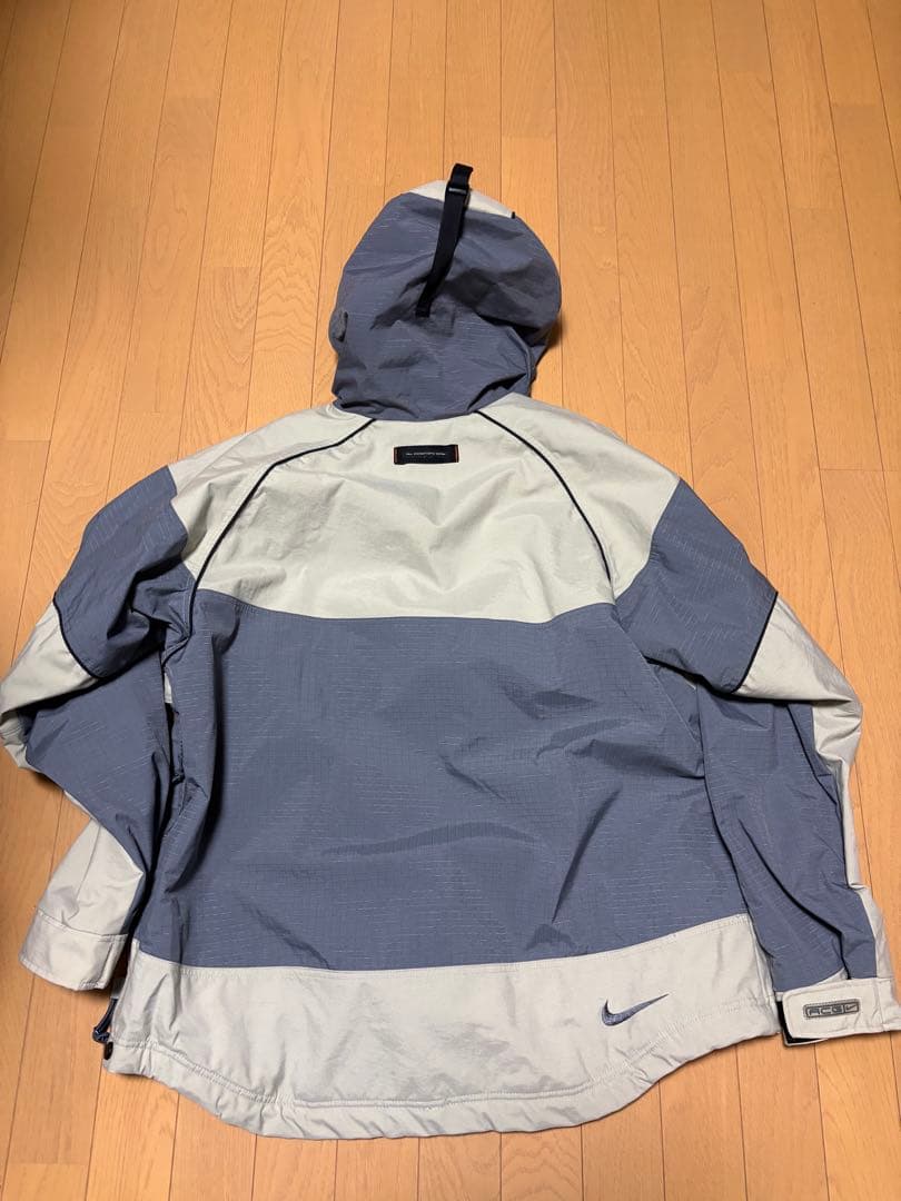 A*L様 NIKE ACG マウンテンパーカー