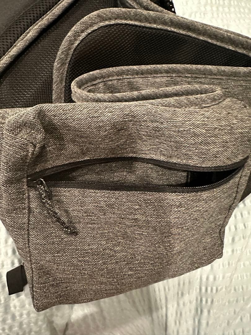 ポルバンアドバンスのせる抱っこひも ダブルショルダーとヒップシート